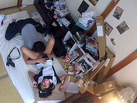 非モテ系メンズがオタサーで知り合ったコスプレ好き美少女を必死に口説き落として生ハメ中出しするまでの記録 隠し撮りされた映像を買い取ってそのままAVにしちゃいました 04　サンプル画像03